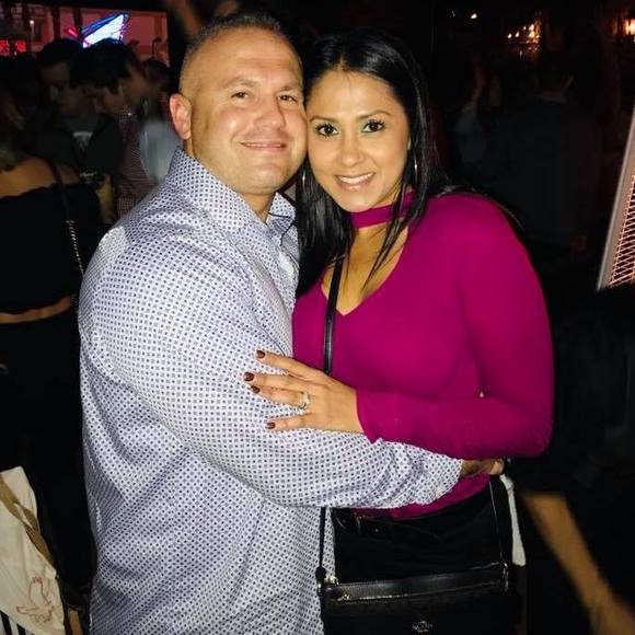 Meet your Posher, Rocio - Picture 1 of 2